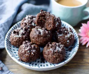 Chocolate Brownie Protein Balls Recipe