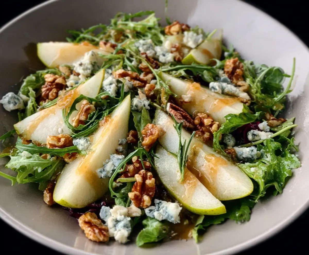 Fresh Pear & Gorgonzola Salad with Candied Walnuts