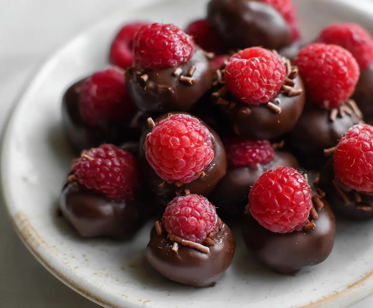 Easy Chocolate Covered Raspberries