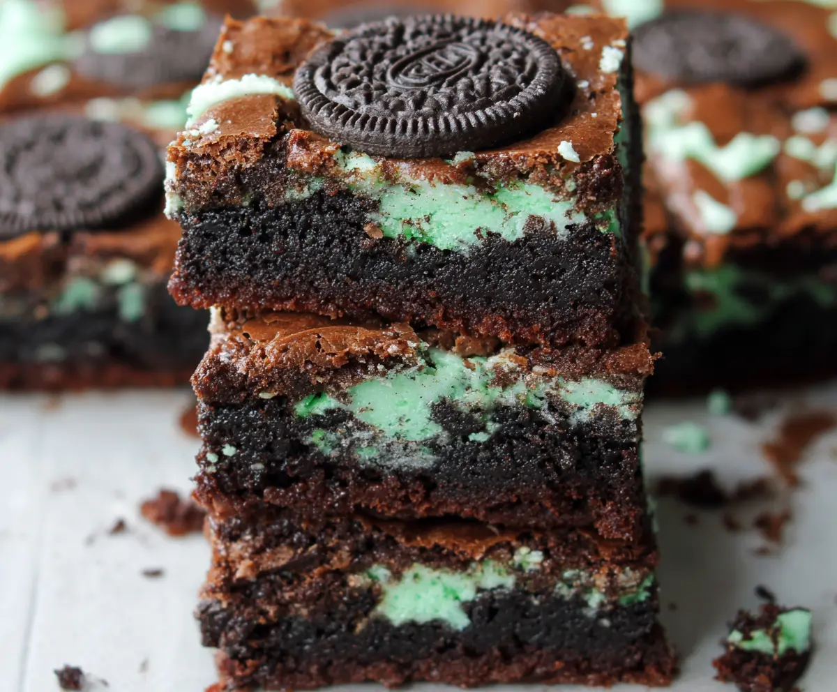 Fudgy Mint Oreo Brownies Recipe
