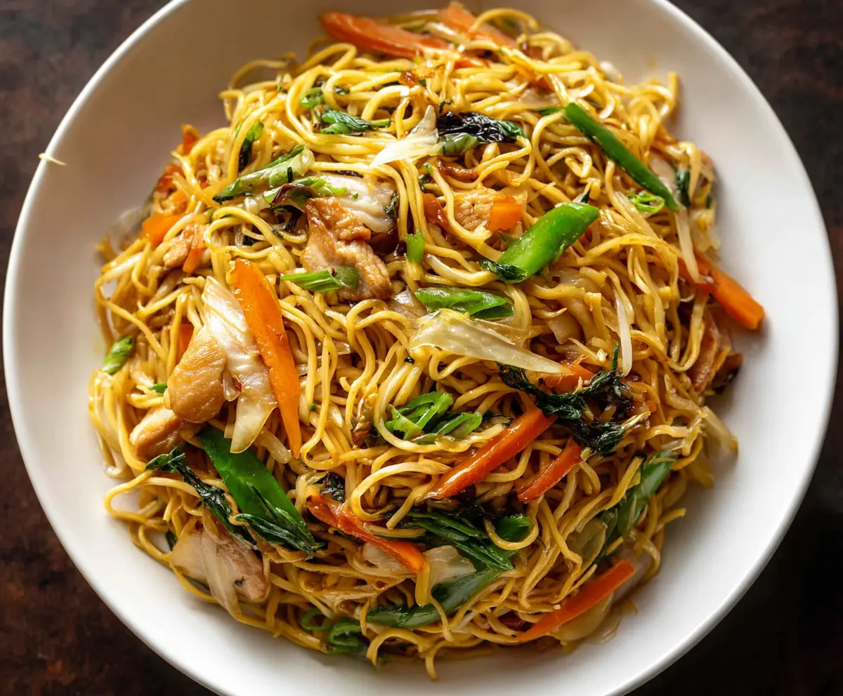 Easy Homemade Chow Mein Recipe