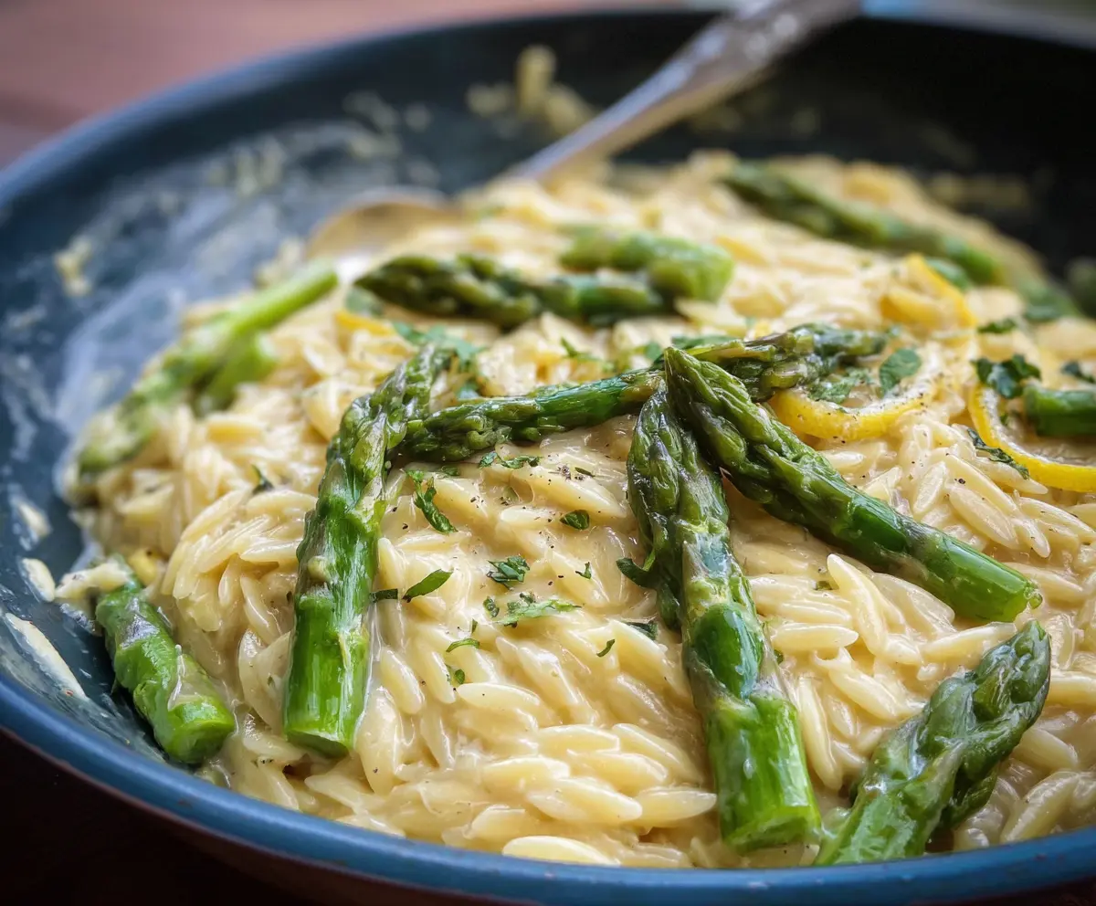 Creamy Lemon Garlic Orzo with Asparagus